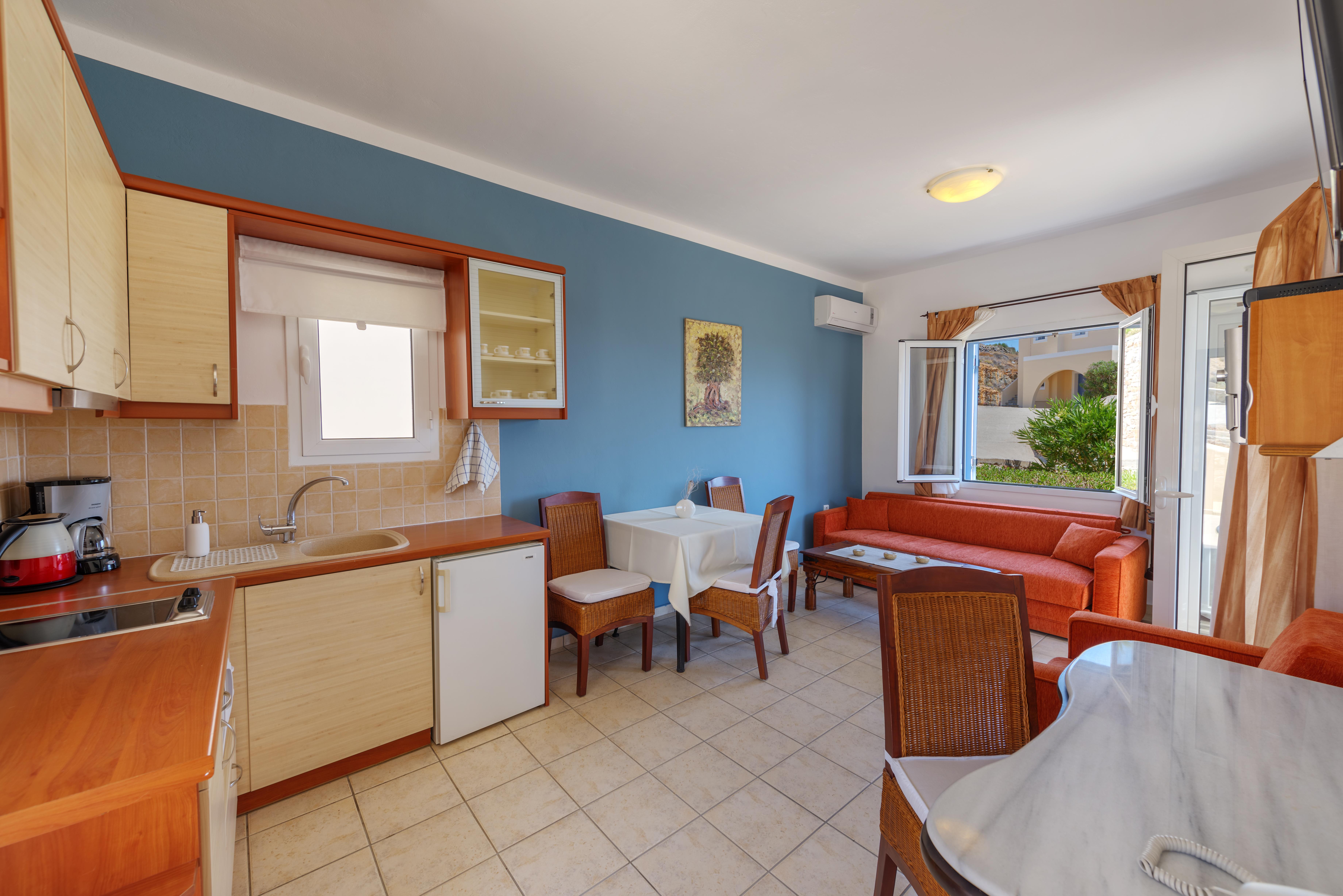 Sunrise Beach Suites Azolimnos Exterior foto