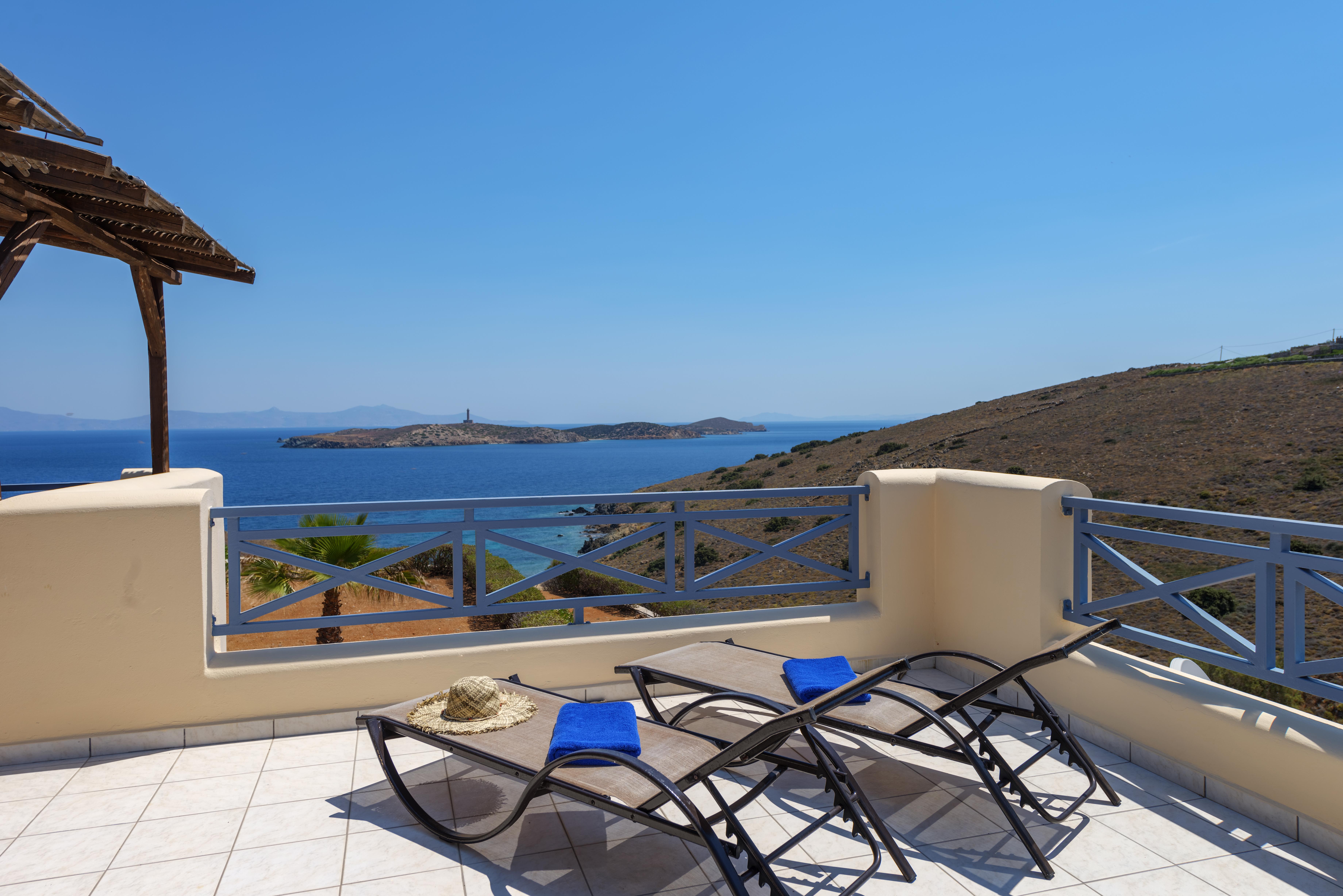 Sunrise Beach Suites Azolimnos Exterior foto