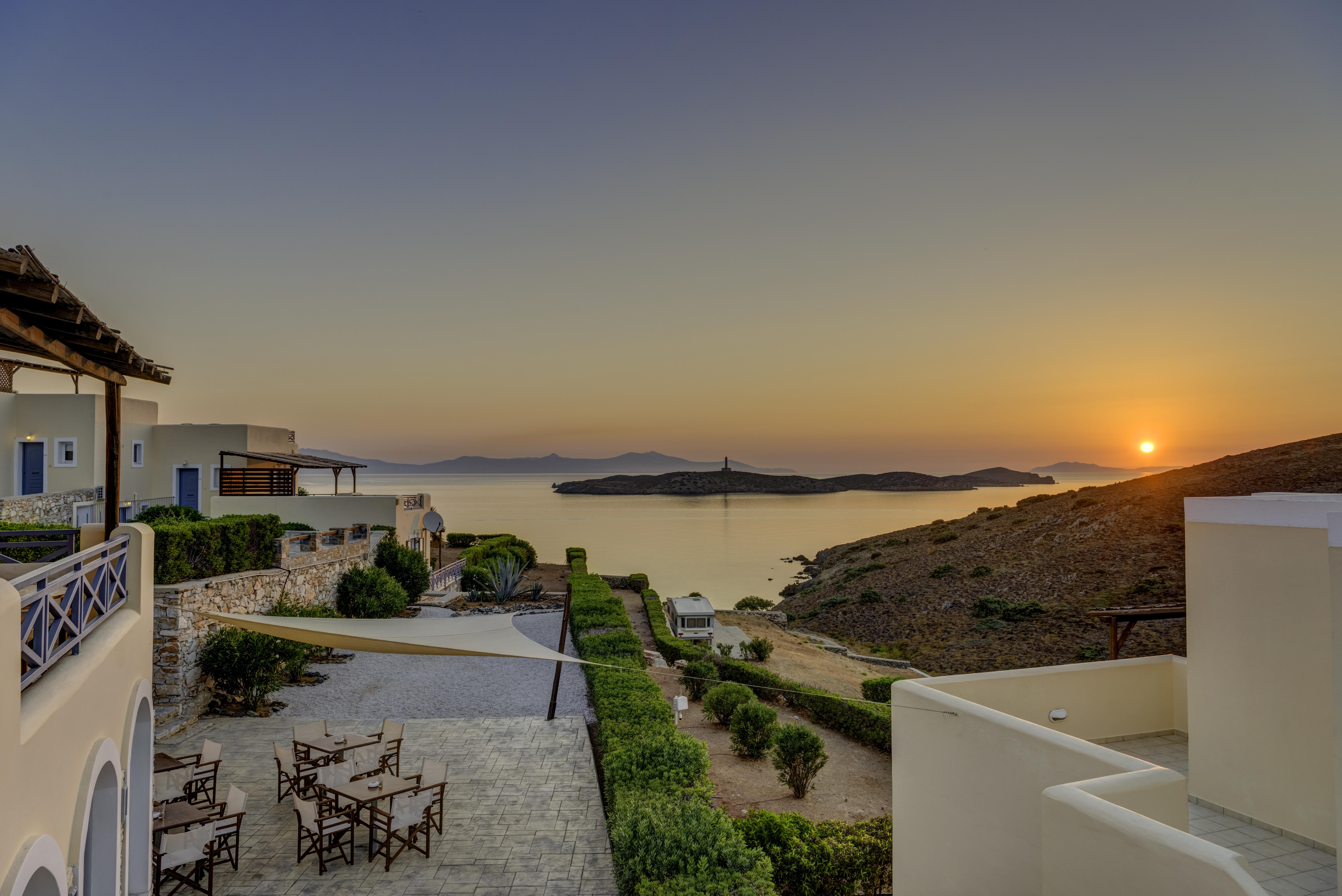 Sunrise Beach Suites Azolimnos Exterior foto